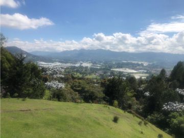 Venta de Casa Campestre en el Retiro