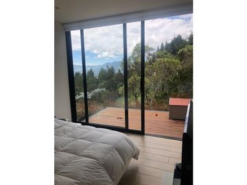 Venta de Casa Campestre en el Retiro
