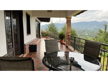 Venta de Casa campestre en El Retiro