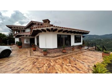 Venta de Casa campestre en El Retiro