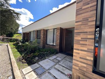 Venta de Casa Campestre en La Ceja