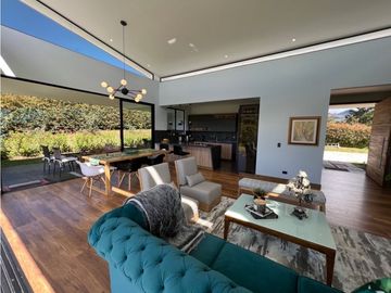 Venta de Casa Campestre en La Ceja