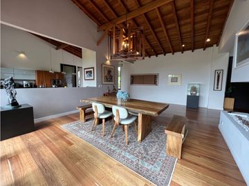 Venta de Casa Campestre en el Alto de Palmas Envigado