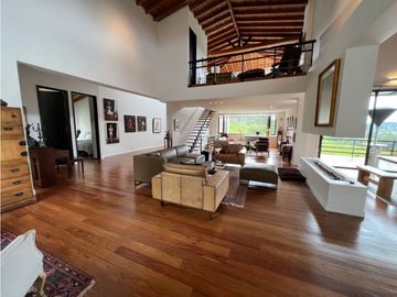 Venta de Casa Campestre en el Alto de Palmas Envigado