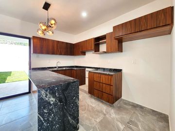 Casa en VENTA de 3 recámaras y amplio jardín Colonia VILLA RICA