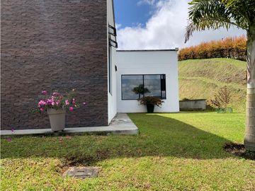 Venta de Casa Campestre en La Ceja