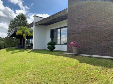 Venta de Casa Campestre en La Ceja