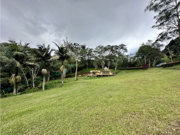 Venta de Chalet Campestre En el Carmen de Viboral