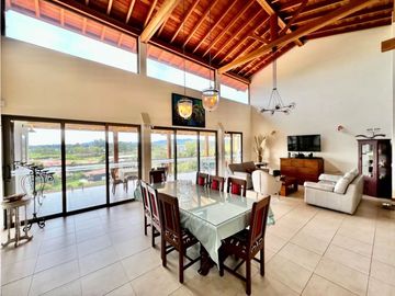 Venta de Casa Campestre en el Tablazo Rionegro