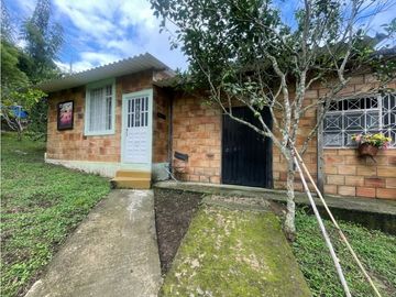 SE VENDE FINCA  EN EL COLEGIO CUNDINAMARCA
