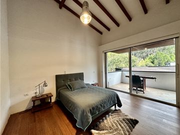 Venta de Casa Campestre en El Escobero Envigado