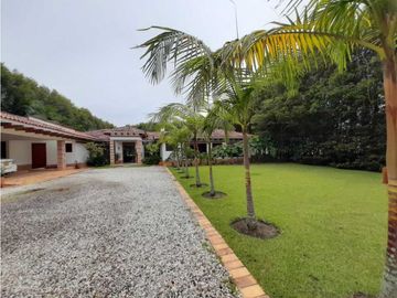 Venta de Casa Campestre en Rionegro