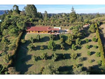 Venta de Finca Campestre  en Rionegro