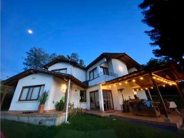 Venta de Casa Campestre  en Rionegro