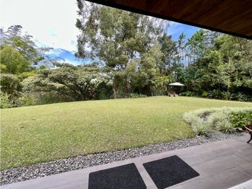 Venta de Casa Campestre en Llanogrande en Rionegro