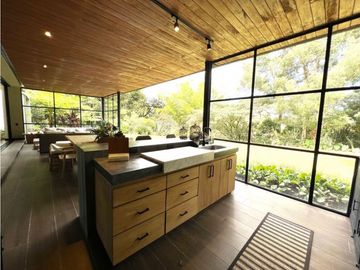 Venta de Casa Campestre en Llanogrande en Rionegro