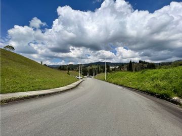 Venta  de Lote Industrial para Bodega en Guarne
