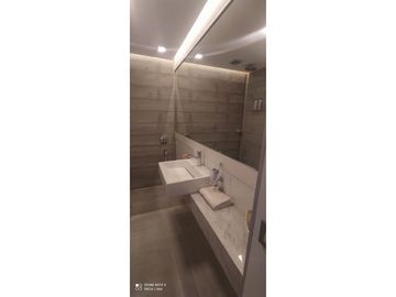 Exclusivo Departamento con Vista Al Lago