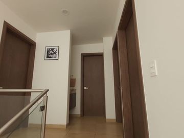 CASA EN VENTA LOS ROBLES ZAKIA AREAS COMUNES EXCLUSIVAS CON SALA CINE Y COWORK