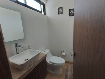 CASA EN VENTA LOS ROBLES ZAKIA AREAS COMUNES EXCLUSIVAS CON SALA CINE Y COWORK