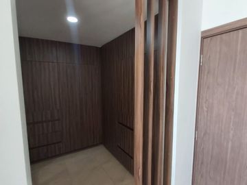 CASA EN VENTA LOS ROBLES ZAKIA AREAS COMUNES EXCLUSIVAS CON SALA CINE Y COWORK