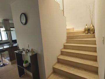 CASA EN VENTA LOS ROBLES ZAKIA AREAS COMUNES EXCLUSIVAS CON SALA CINE Y COWORK