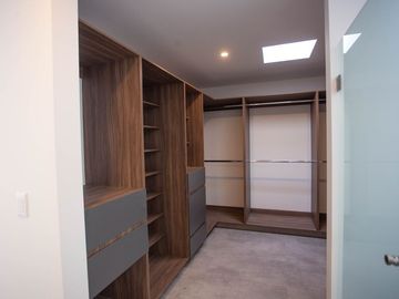 CASA EN VENTA ACANTHA 81.7 ZIBATA QUERETARO RCV230213I-AE