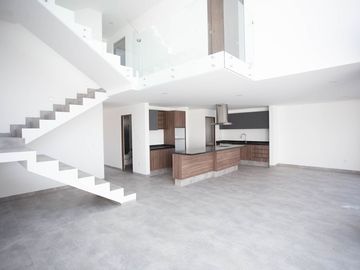 CASA EN VENTA ACANTHA 81.7 ZIBATA QUERETARO RCV230213I-AE