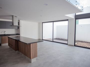 CASA EN VENTA ACANTHA 81.7 ZIBATA QUERETARO RCV230213I-AE
