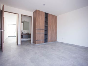 CASA EN VENTA ACANTHA 81.7 ZIBATA QUERETARO RCV230213I-AE
