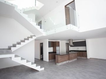 CASA EN VENTA ACANTHA 81.7 ZIBATA QUERETARO RCV230213I-AE