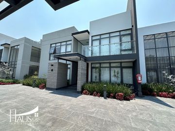 Casa en Venta, Col. Jardines del Pedregal RESIDENCIAL ESTEPA