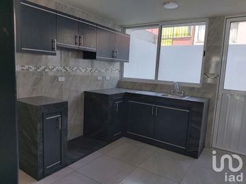 CASA EN VENTA EN BOSQUES DE AMALUCAN