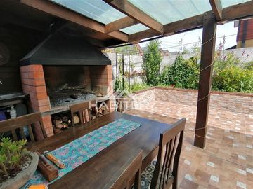 Casa en Venta en Marconi con Tamarugal