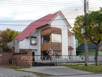 Amplia casa en sector residencian en Punta Arenas