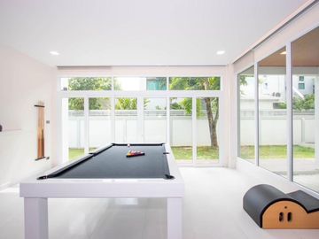 Minimal Luxury 5 Bed 4 Bath @ The Pinnacle Koolpunt Ville 17