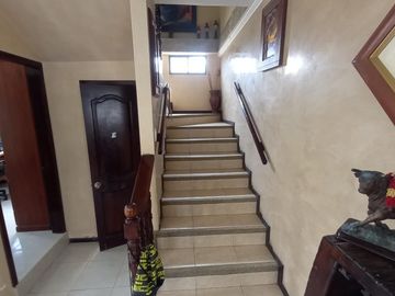 VENTA DE CASA AMPLIA ESQUINERA EN SALINAS SECTOR SOLYMAR (CMC)