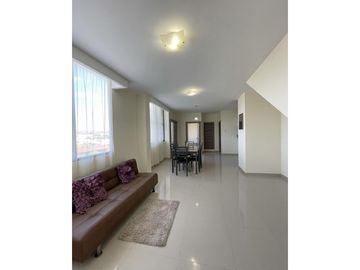 DEPARTAMENTO AMOBLADO DE ALQUILER EN MANTA 2000