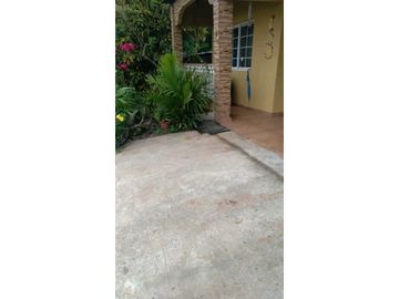 VENDO CASA EN LA CHORRERA EL COCO CHORRILLO 1,3R