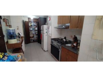 Se vende apartamento en Versalles al norte de cali