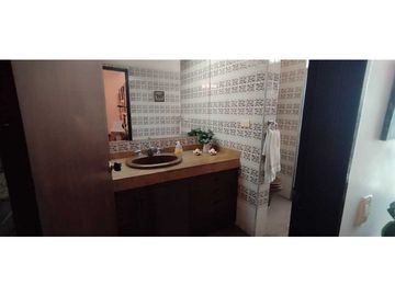 Se vende apartamento en Versalles al norte de cali