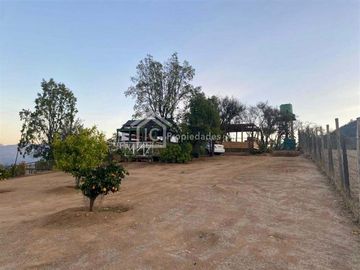 Casa en Venta en Curacaví