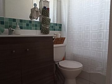 SE VENDE HERMOSA CASA EN MAIPÚ, VILLA PORTAL EL BOSQUE.