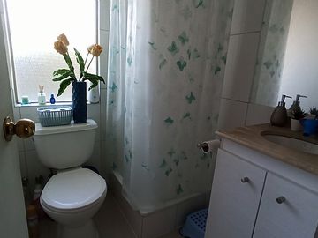 SE VENDE HERMOSA CASA EN MAIPÚ, VILLA PORTAL EL BOSQUE.