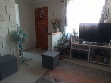 SE VENDE HERMOSA CASA EN MAIPÚ, VILLA PORTAL EL BOSQUE.