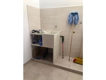 Super apartamento  barrio Girardot Venta de Contado 