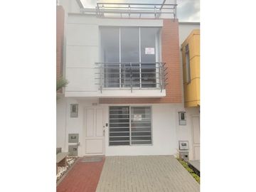 CASA EN VENTA SAN JOSE DE LAS VILLAS