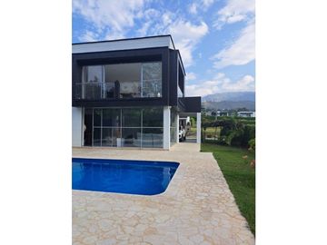 Se vende finca en san Jerónimo parcelación cedro de plata