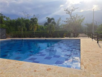 Se vende finca en san Jerónimo parcelación cedro de plata