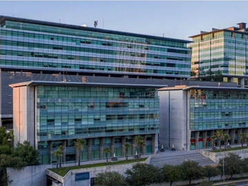 OFICINA EN VENTA/RENTA EN VALLE ORIENTE